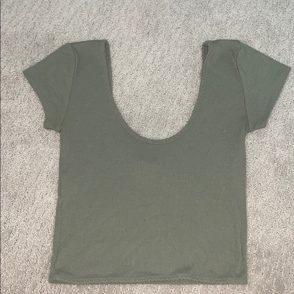 green crop top